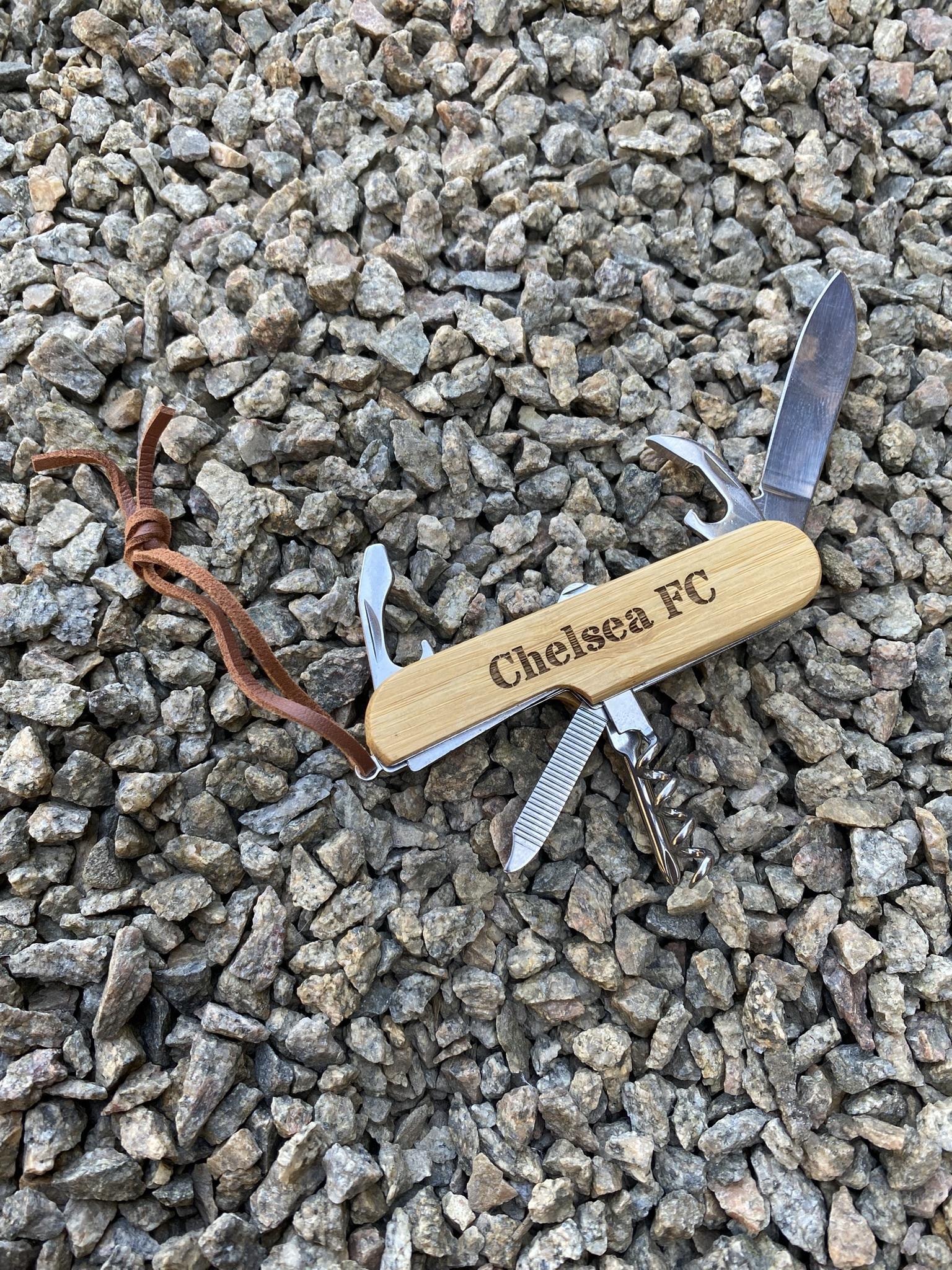 Gravírovaný nožík v krabičce 