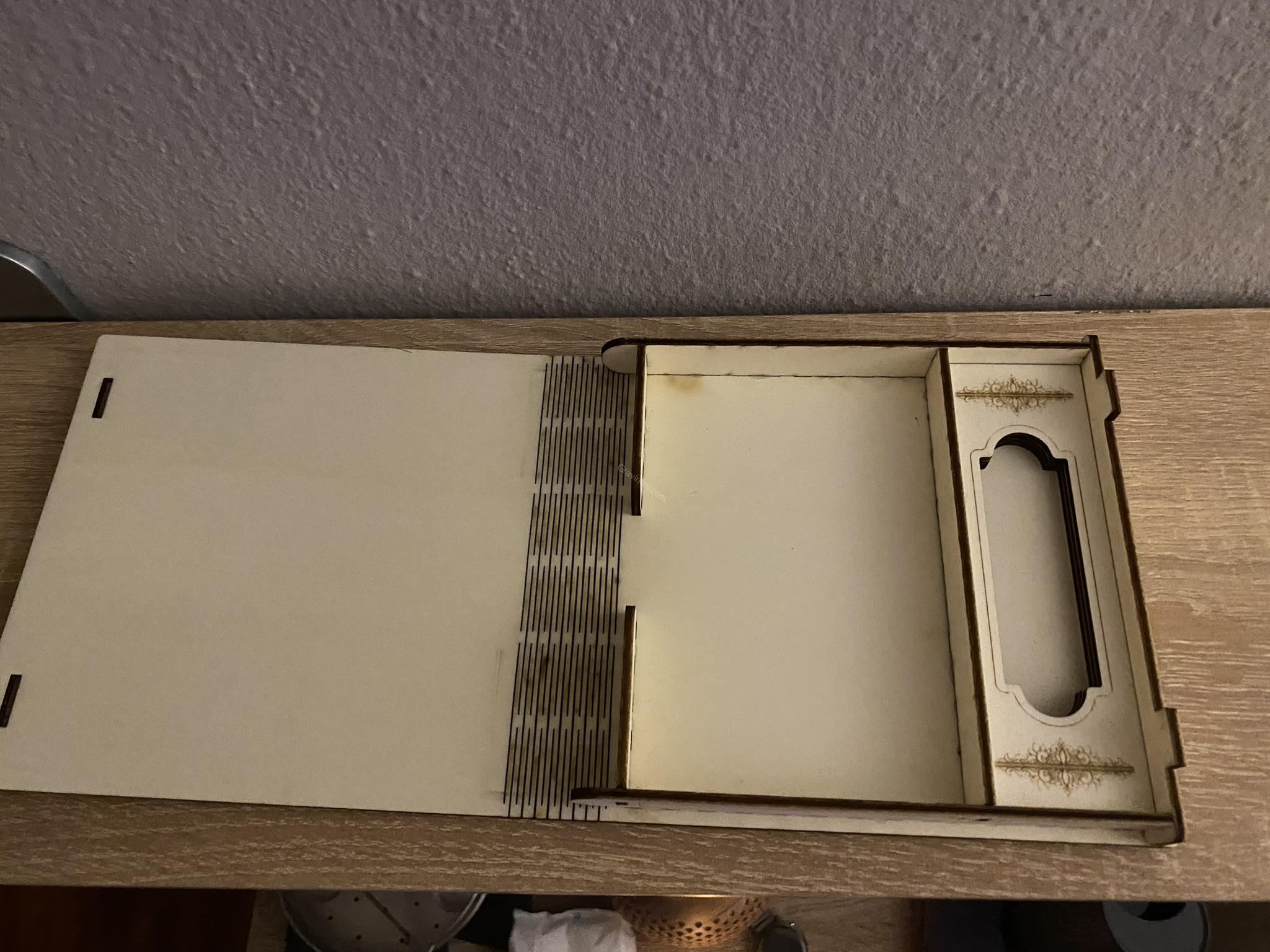 Krabička na fotky ze svatby a flešku 