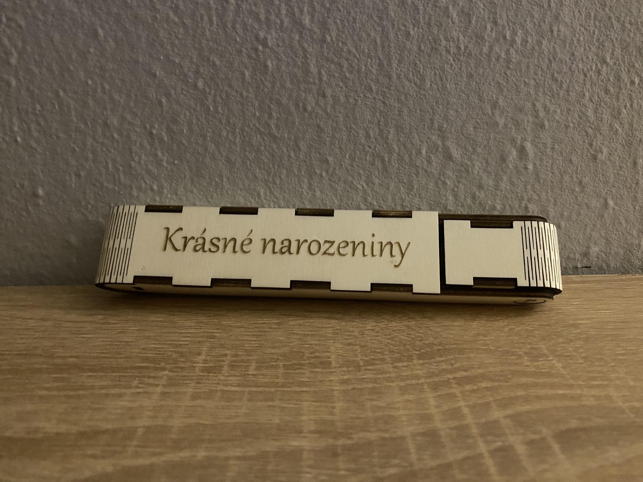 Gravírované pouzdro na propisku s propiskou