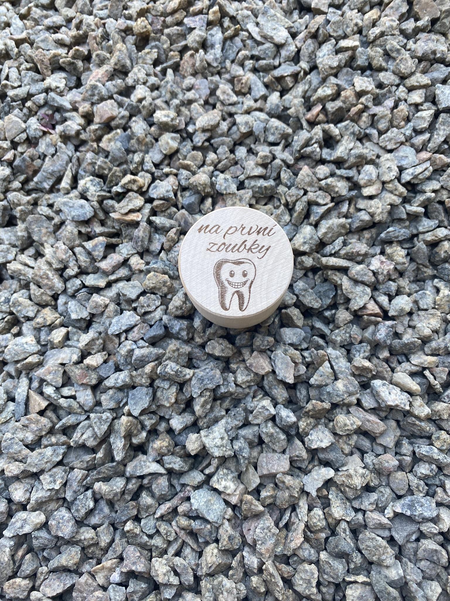 Krabička na první zoubky