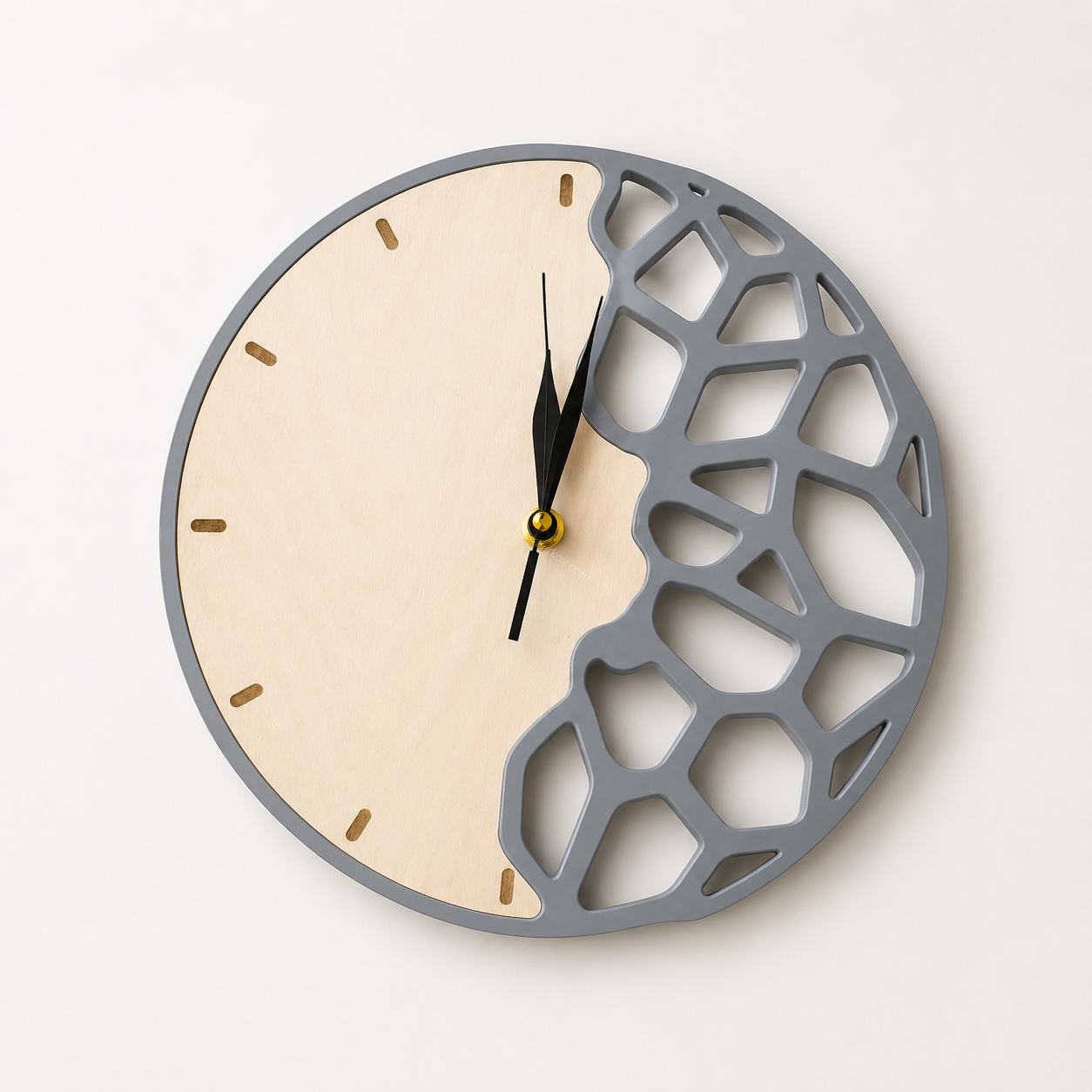 Designové nástěnné hodiny WOOD GEO – březová překližka & 3D tisk