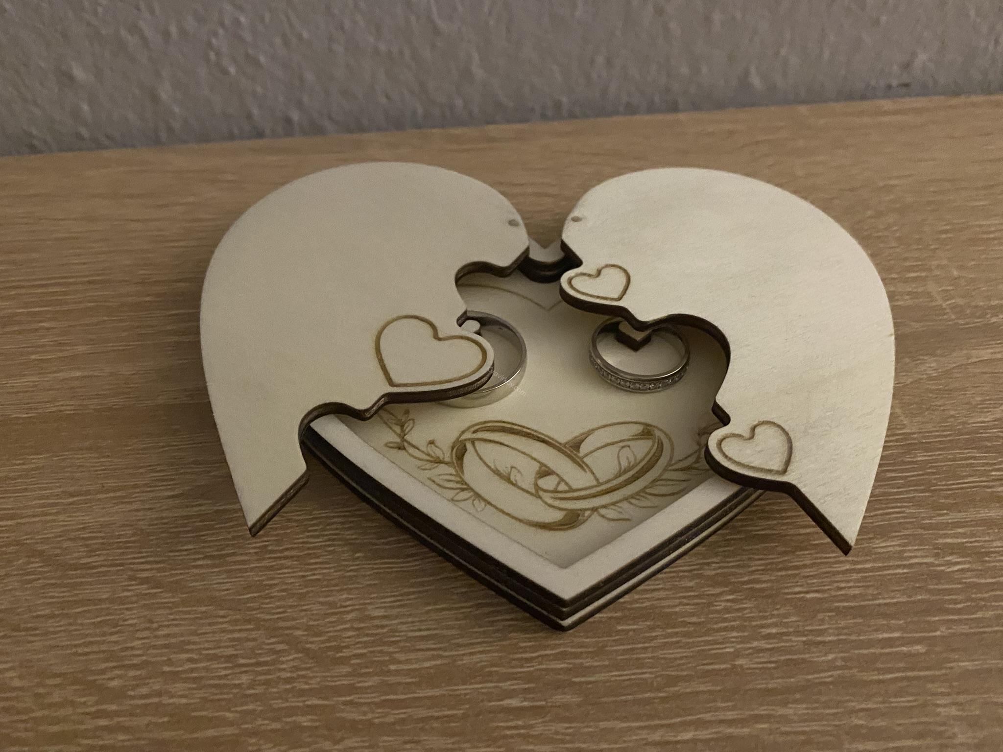 Otevírací srdíčko na prstýnky 