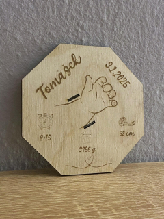 Pamětní deska narození miminka
