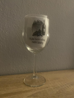 Gravírovaná sklenice na víno - design 2