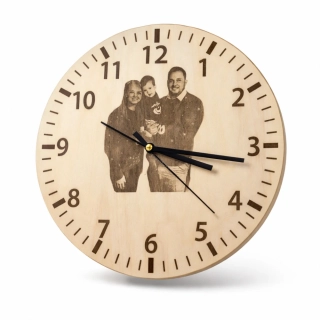 Personalizované hodiny se jménem nebo věnováním